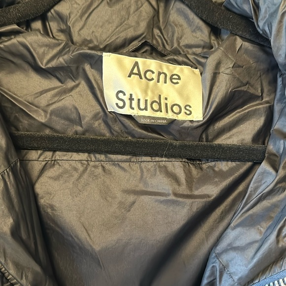 Down puffer - Picture 4 of 9